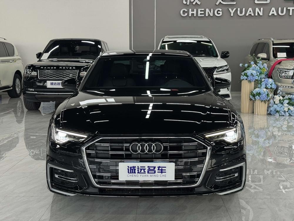 Audi A6L 2022 — фото автомобиля 1