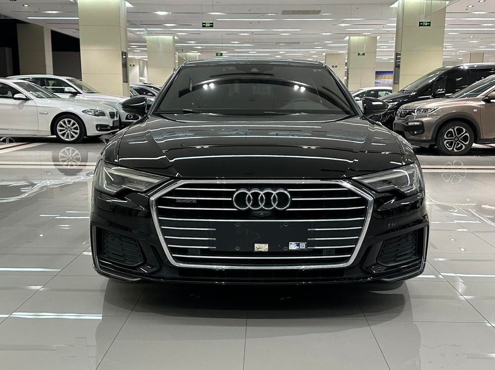 Audi A6L 2021 — фото автомобиля