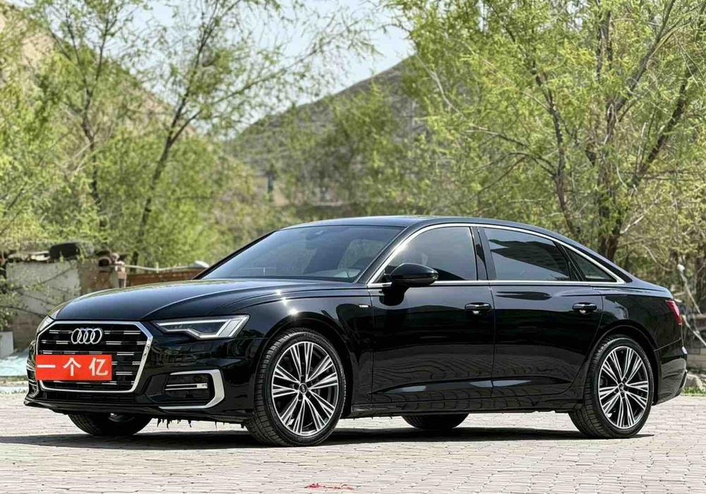 Audi A6L 2023 — фото автомобиля