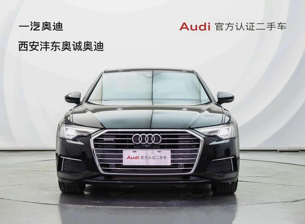 Audi A6L 2019 — фото автомобиля 1