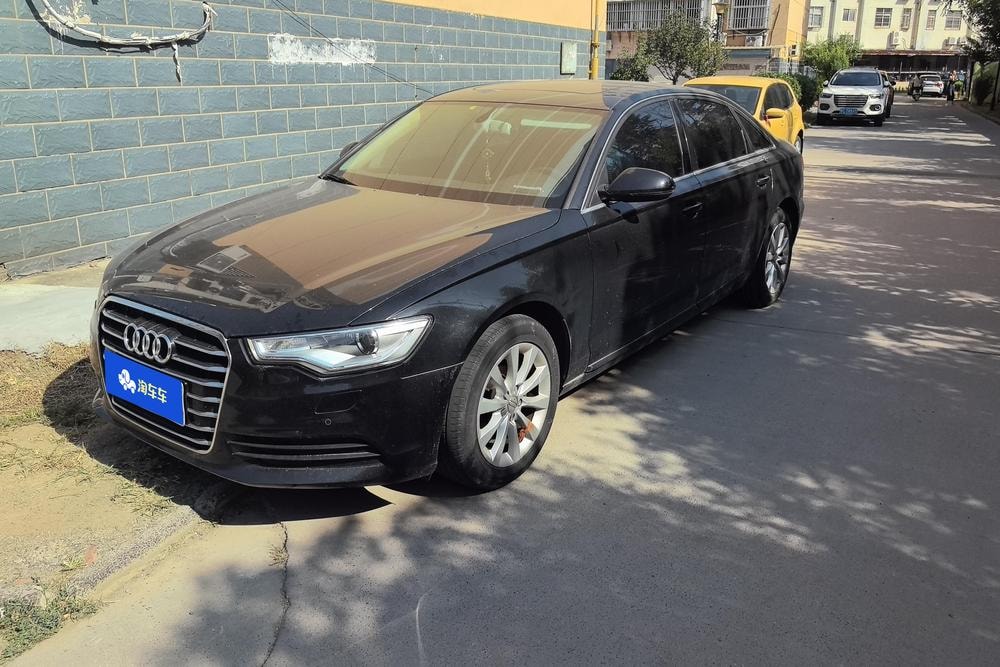 Audi A6L 2015 — фото автомобиля