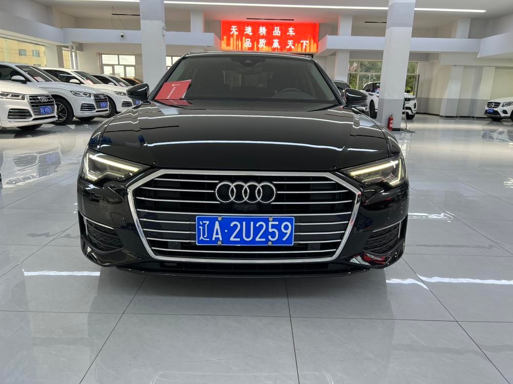 Audi A6L 2021 — фото автомобиля