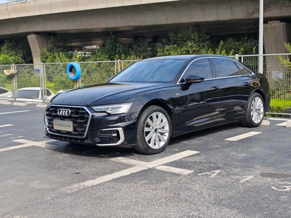 Audi A6L 2023 — фото автомобиля