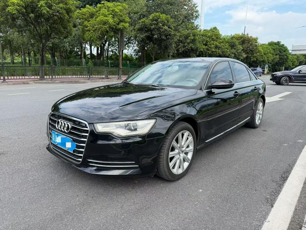 Audi A6L 2012 — фото автомобиля