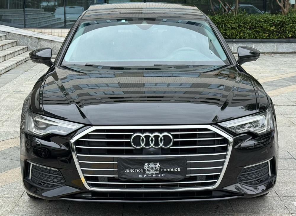 Audi A6L 2020 — фото автомобиля