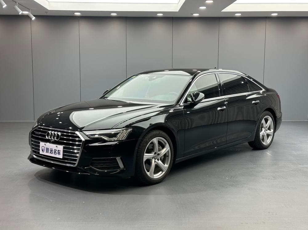 Audi A6L 2021 — фото автомобиля