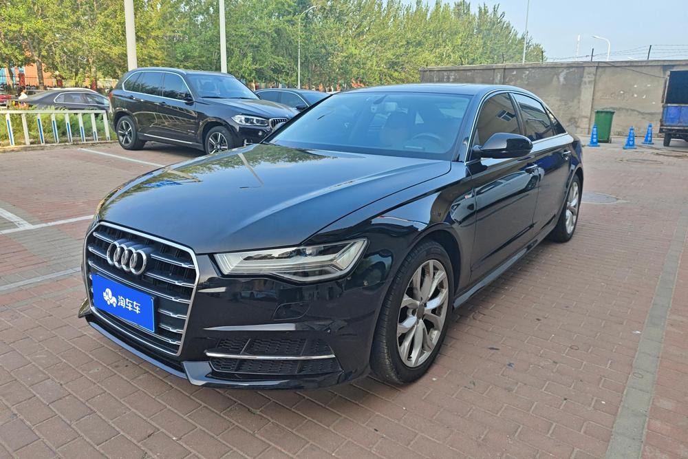 Audi A6L 2018 — фото автомобиля 1