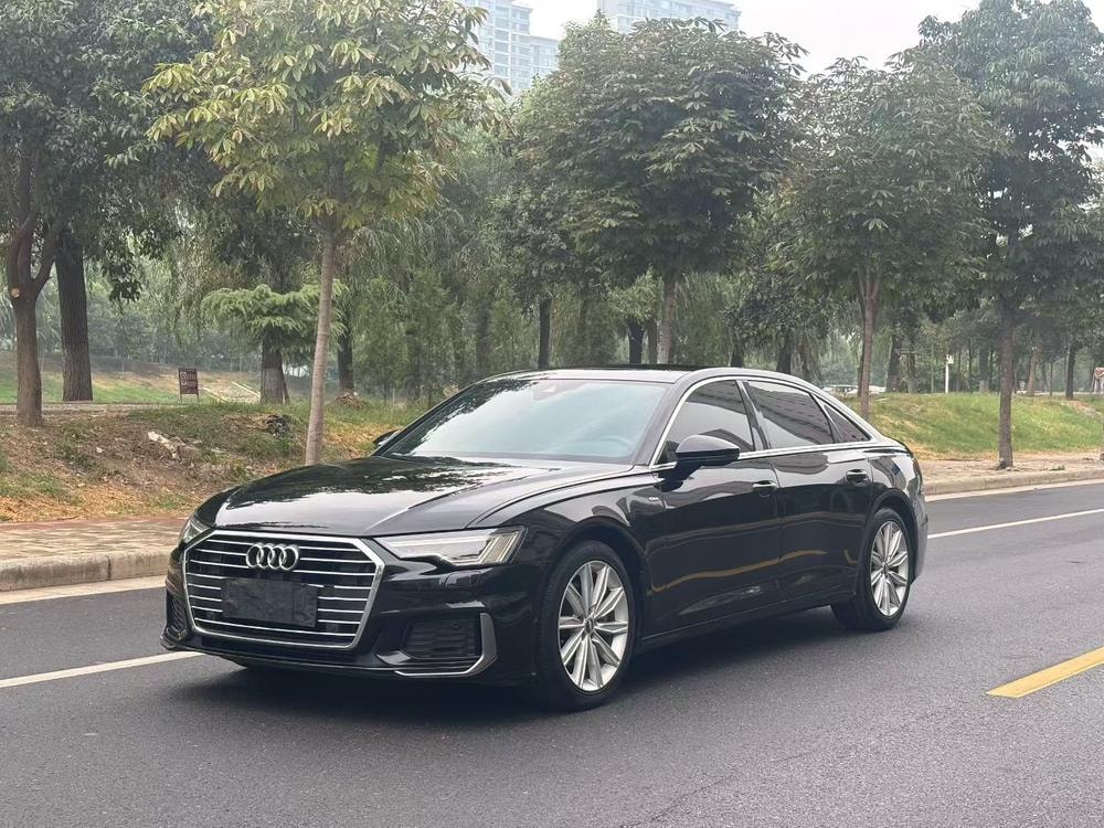 Audi A6L 2021 — фото автомобиля 1