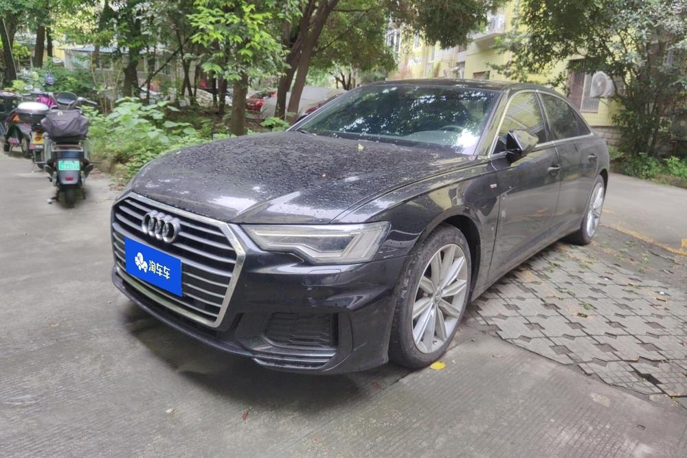 Audi A6L 2021 — фото автомобиля