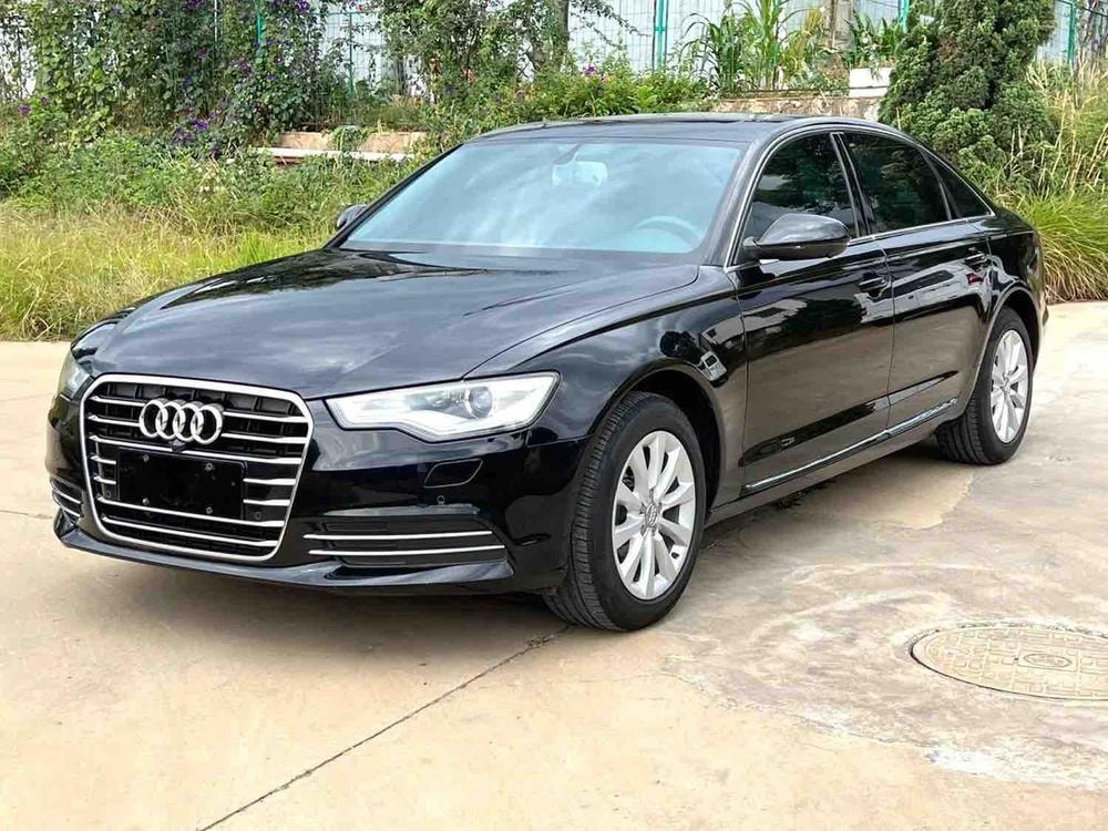 Audi A6L 2012 — фото автомобиля