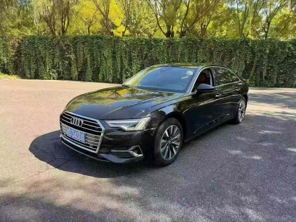 Audi A6L 2021 — фото автомобиля 1