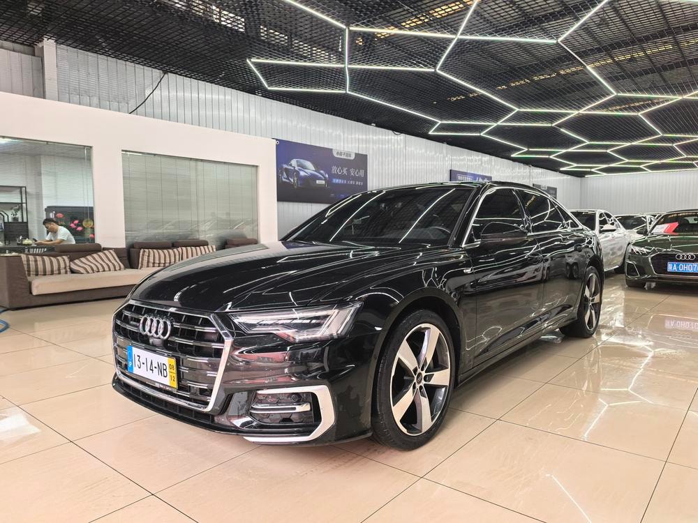 Audi A6L 2023 — фото автомобиля