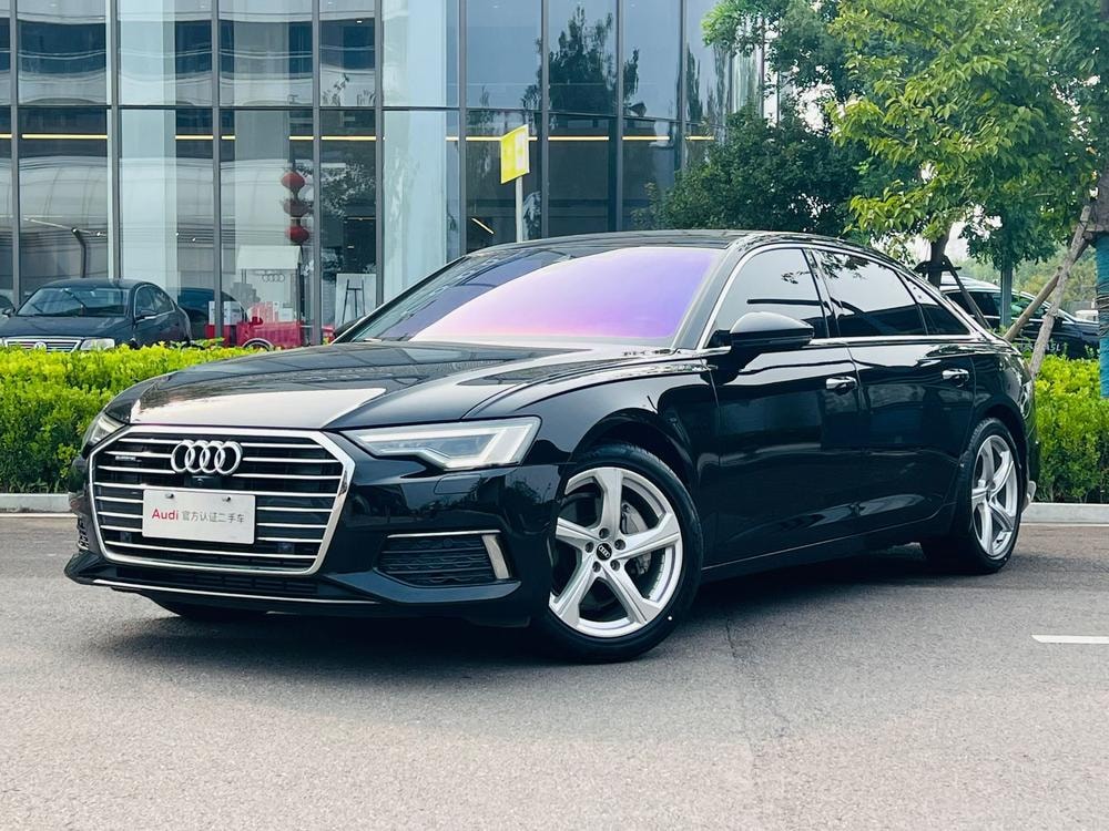 Audi A6L 2022 — фото автомобиля 1