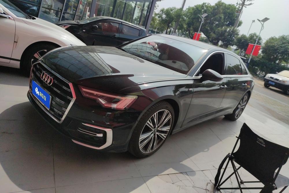 Audi A6L 2026 — фото автомобиля 1