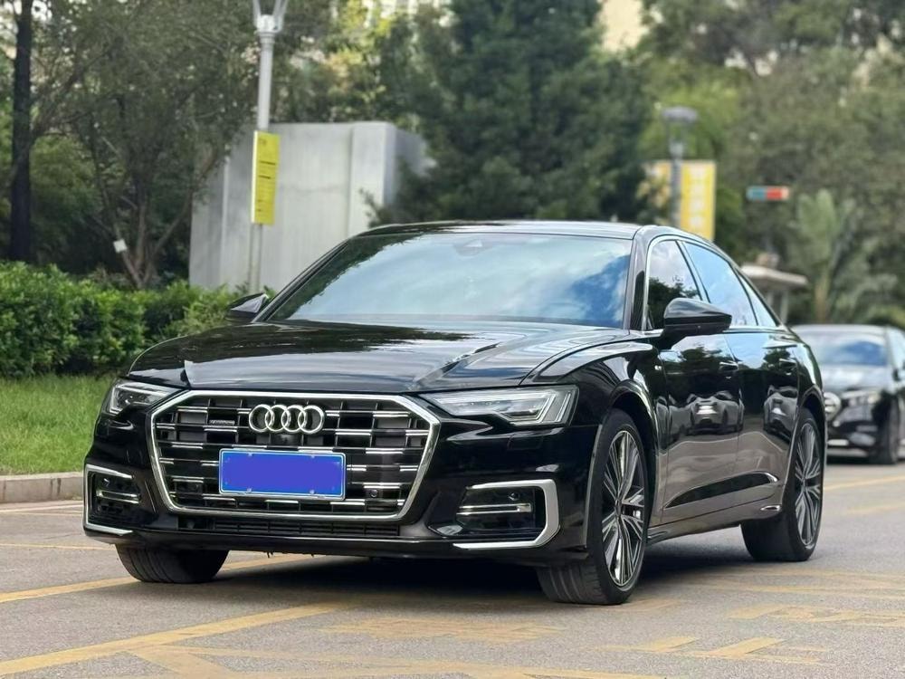 Audi A6L 2023 — фото автомобиля