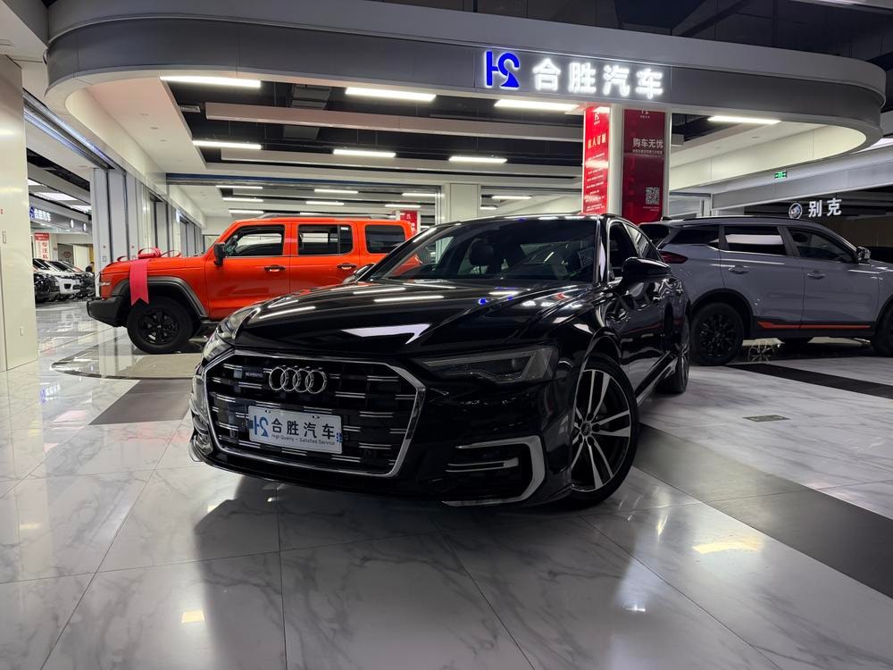 Audi A6L 2022 — фото автомобиля 1