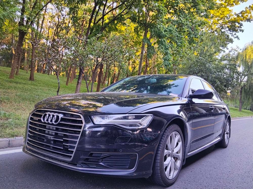 Audi A6L 2017 — фото автомобиля 1