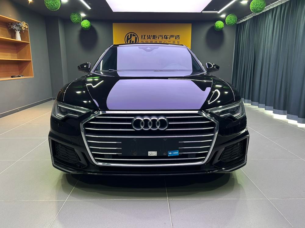 Audi A6L 2020 — фото автомобиля 1