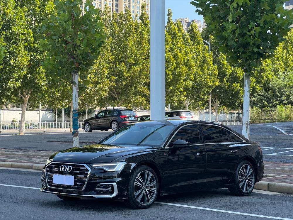 Audi A6L 2023 — фото автомобиля
