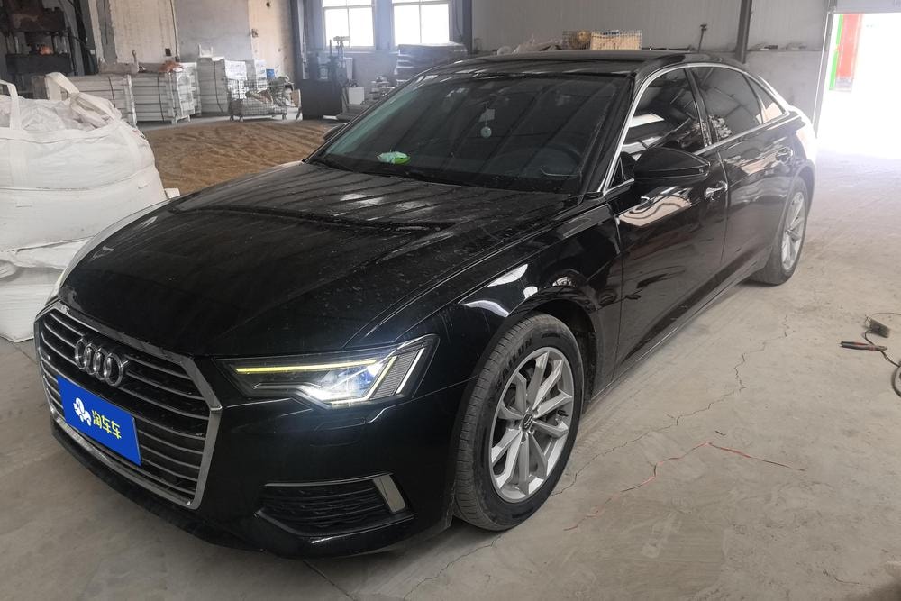Audi A6L 2019 — фото автомобиля