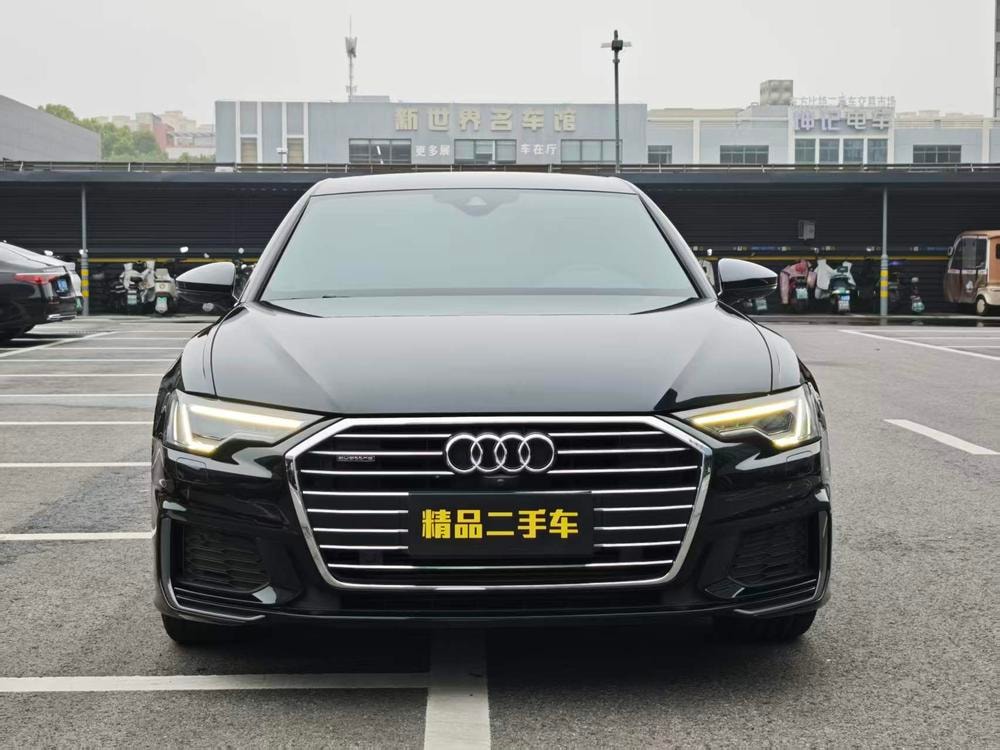 Audi A6L 2021 — фото автомобиля 1