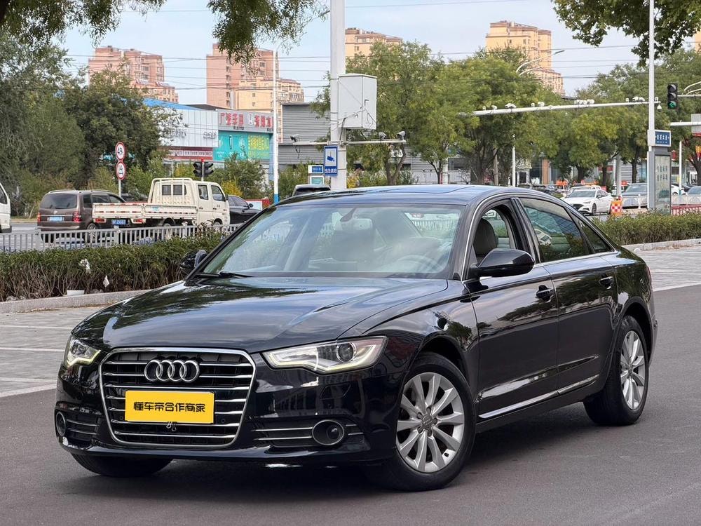 Audi A6L 2014 — фото автомобиля