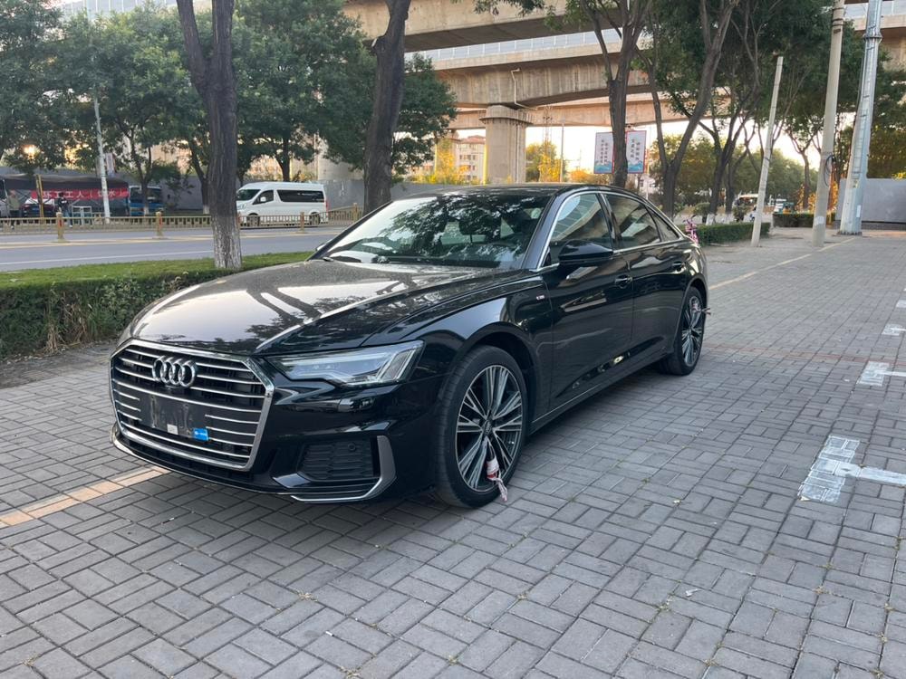 Audi A6L 2020 — фото автомобиля