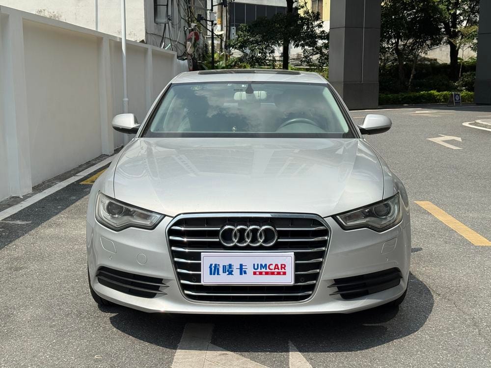Audi A6L 2012 — фото автомобиля