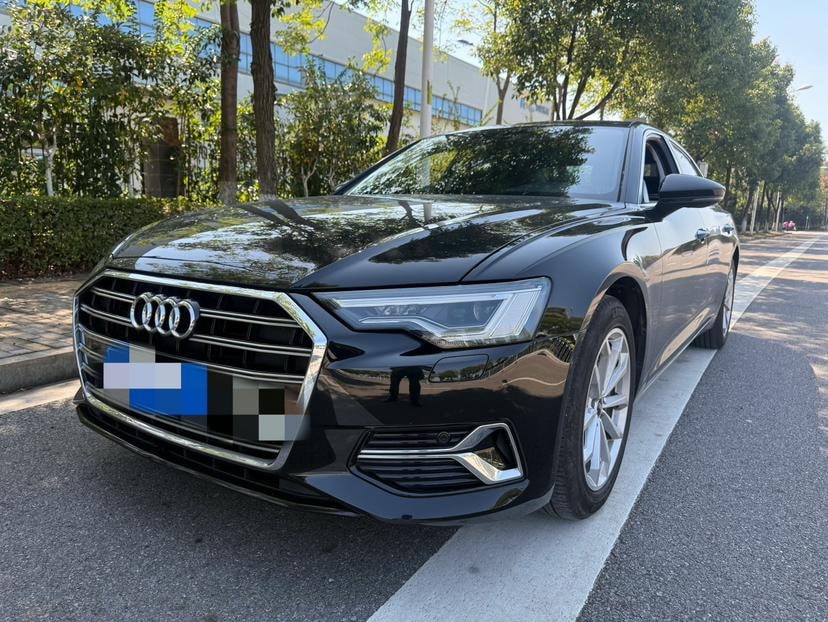 Audi A6L 2024 — фото автомобиля