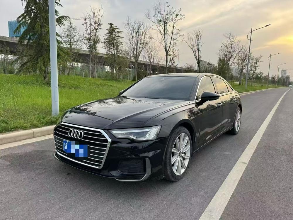 Audi A6L 2020 — фото автомобиля 1