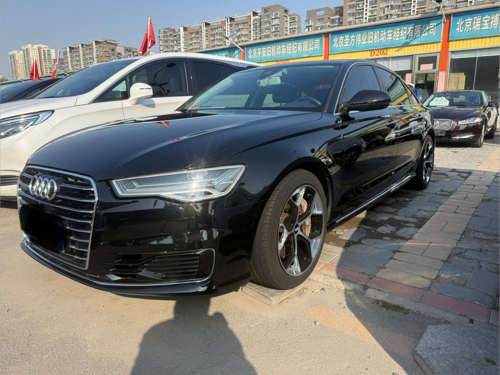 Audi A6L 2017 — фото автомобиля 1