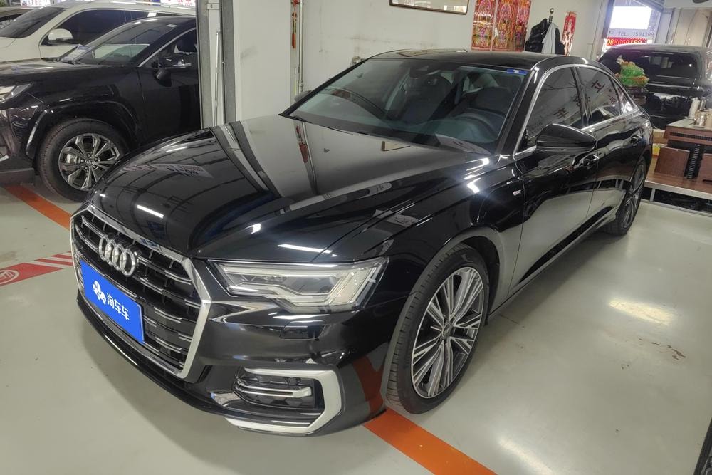 Audi A6L 2024 — фото автомобиля