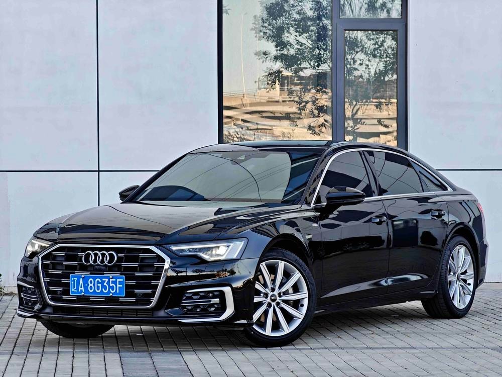 Audi A6L 2024 — фото автомобиля