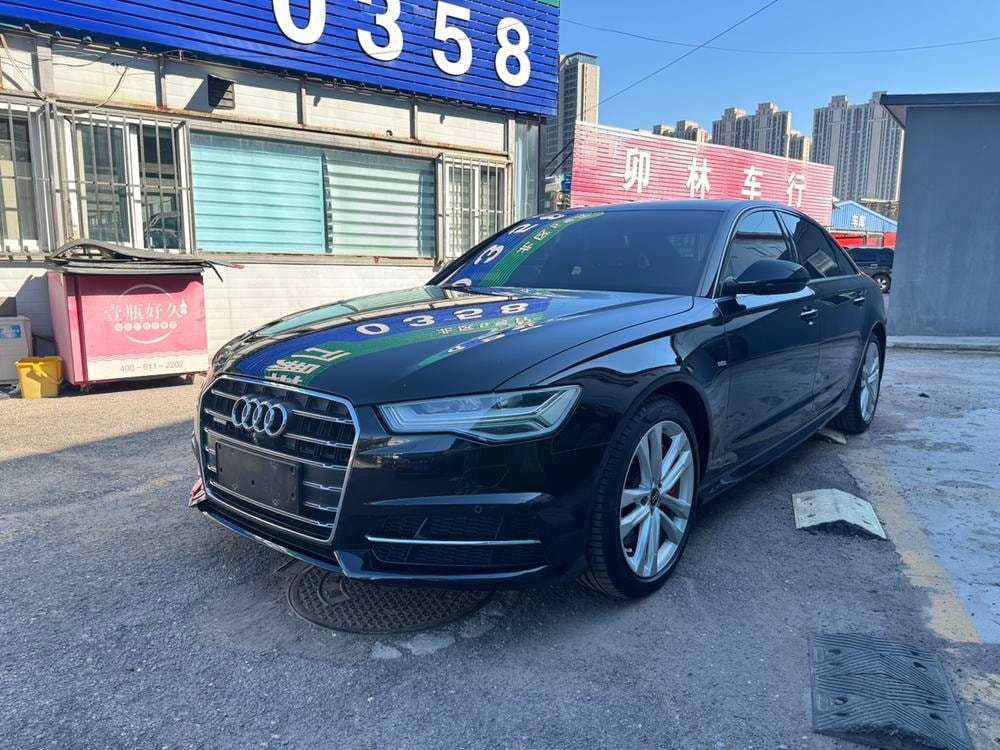 Audi A6L 2018 — фото автомобиля 1
