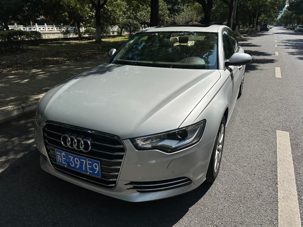 Audi A6L 2014 — фото автомобиля 1