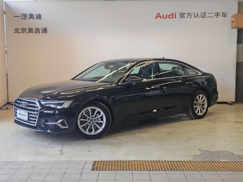 Audi A6L 2023 — фото автомобиля
