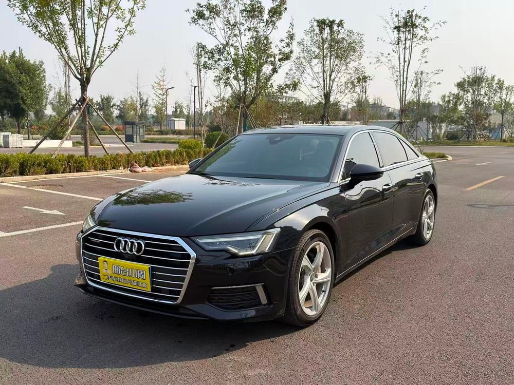 Audi A6L 2021 — фото автомобиля 1