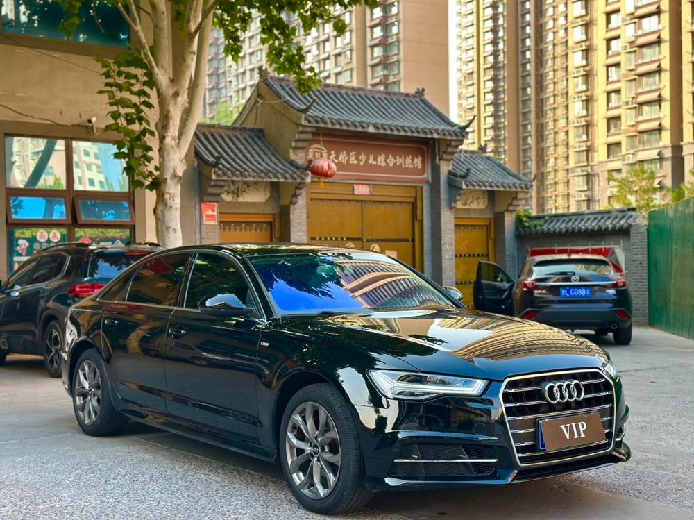 Audi A6L 2014 — фото автомобиля
