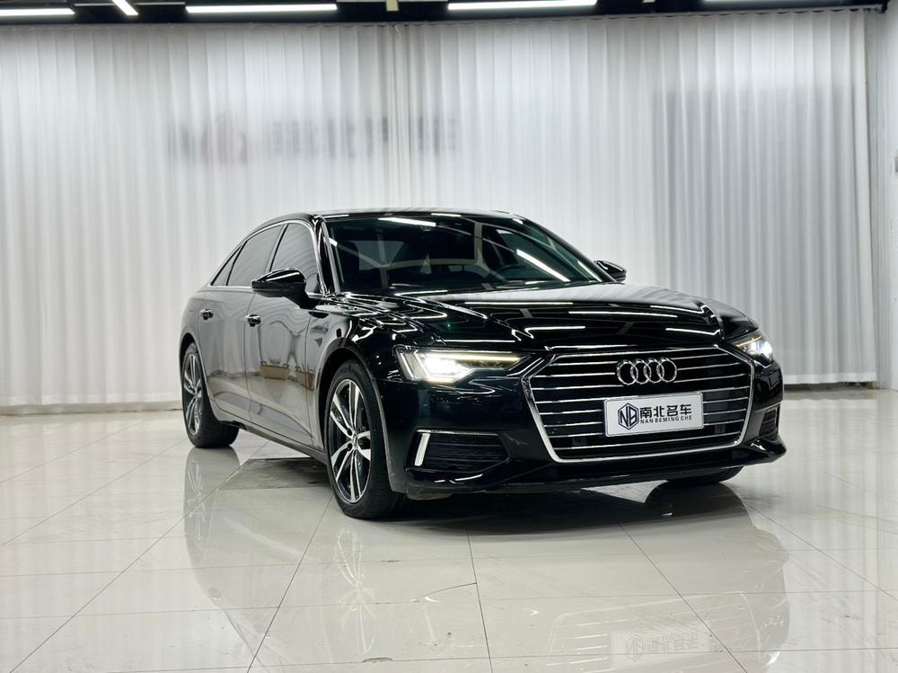 Audi A6L 2019 — фото автомобиля 1
