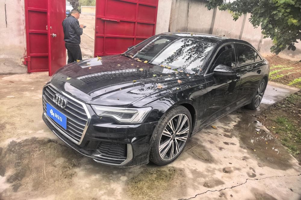 Audi A6L 2022 — фото автомобиля