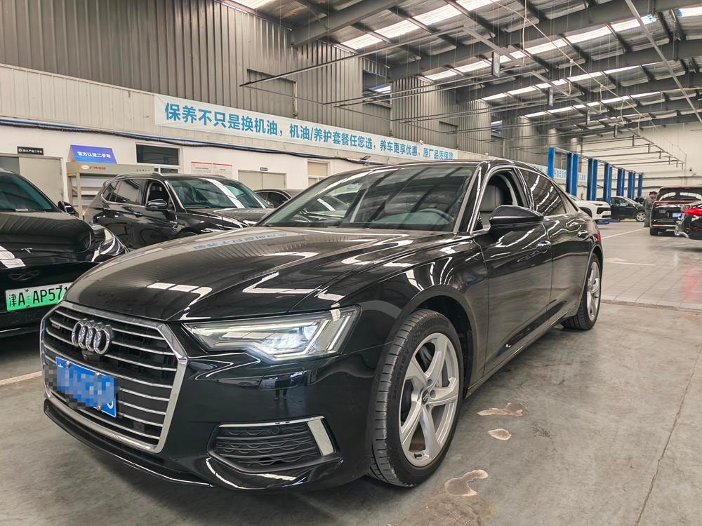 Audi A6L 2019 — фото автомобиля 1
