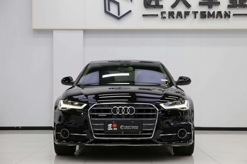 Audi A6L 2018 — фото автомобиля 1