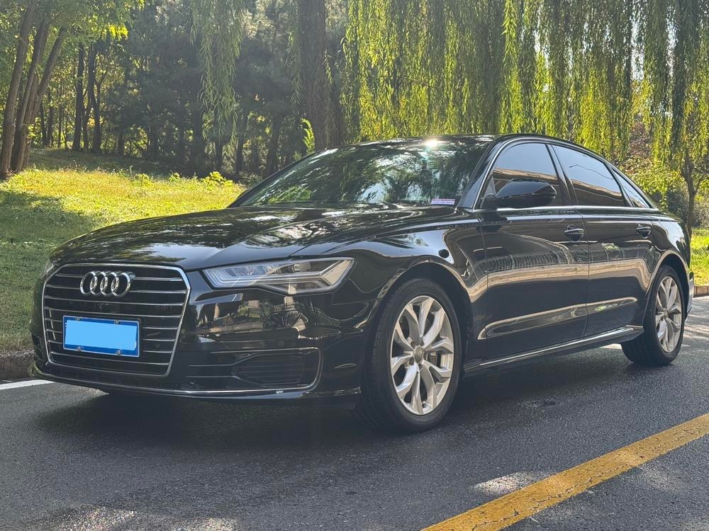 Audi A6L 2017 — фото автомобиля