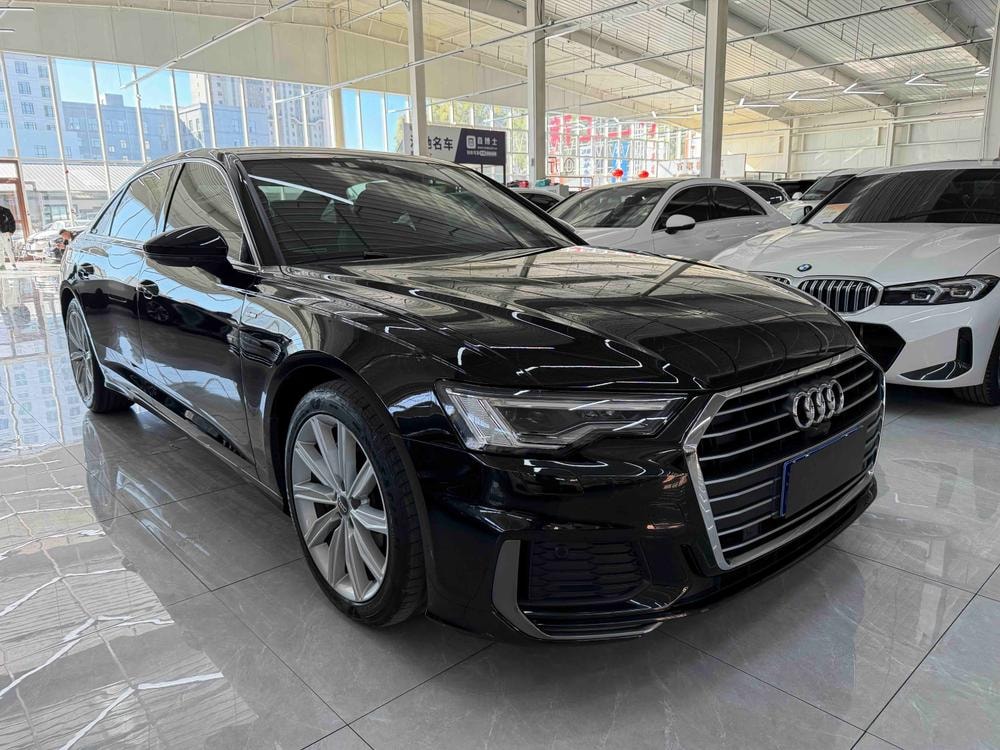 Audi A6L 2021 — фото автомобиля