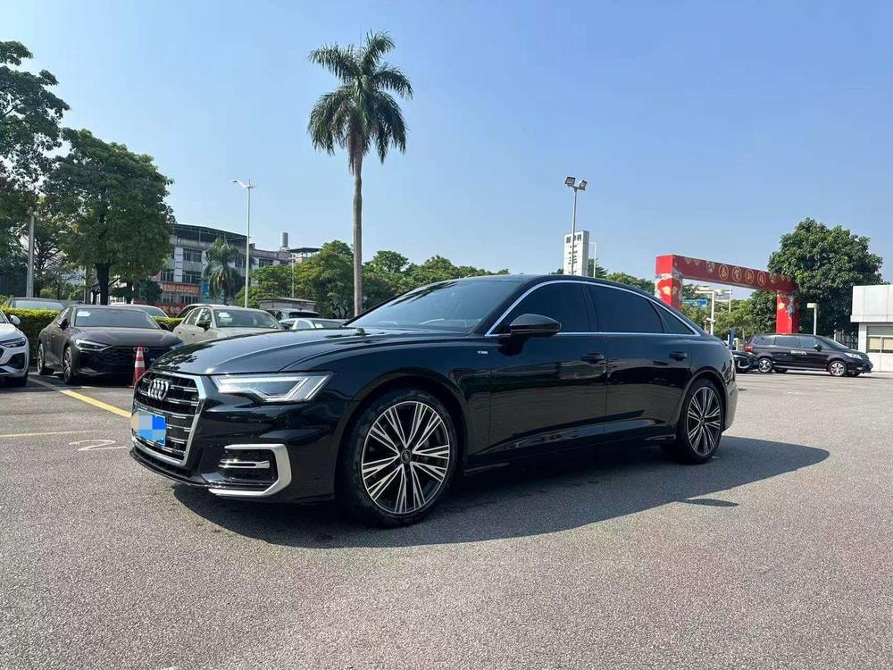 Audi A6L 2023 — фото автомобиля
