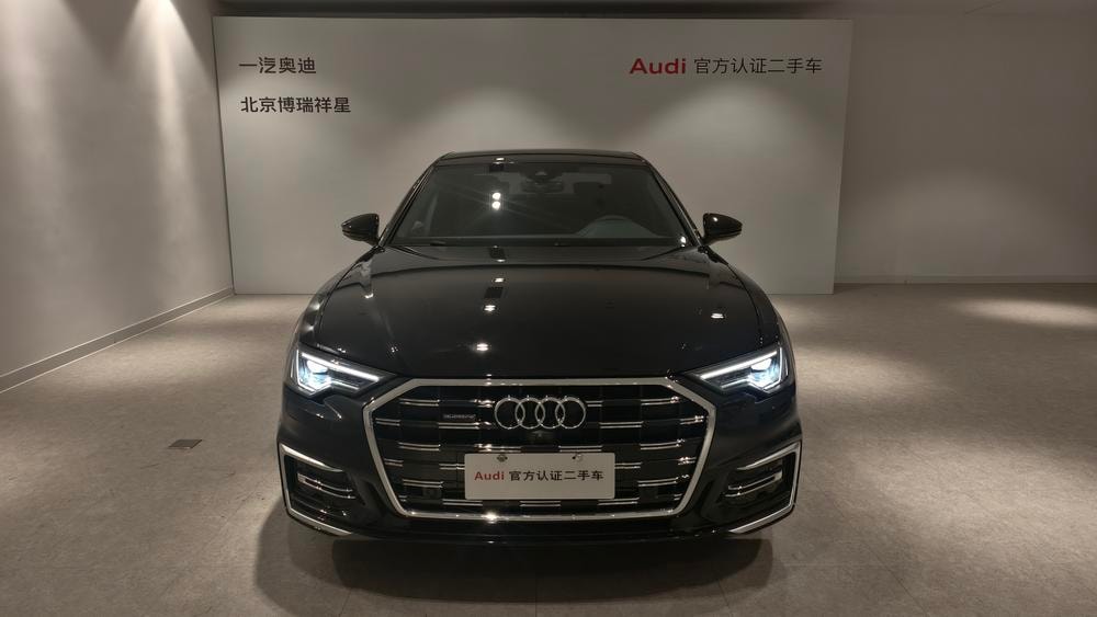 Audi A6L 2025 — фото автомобиля