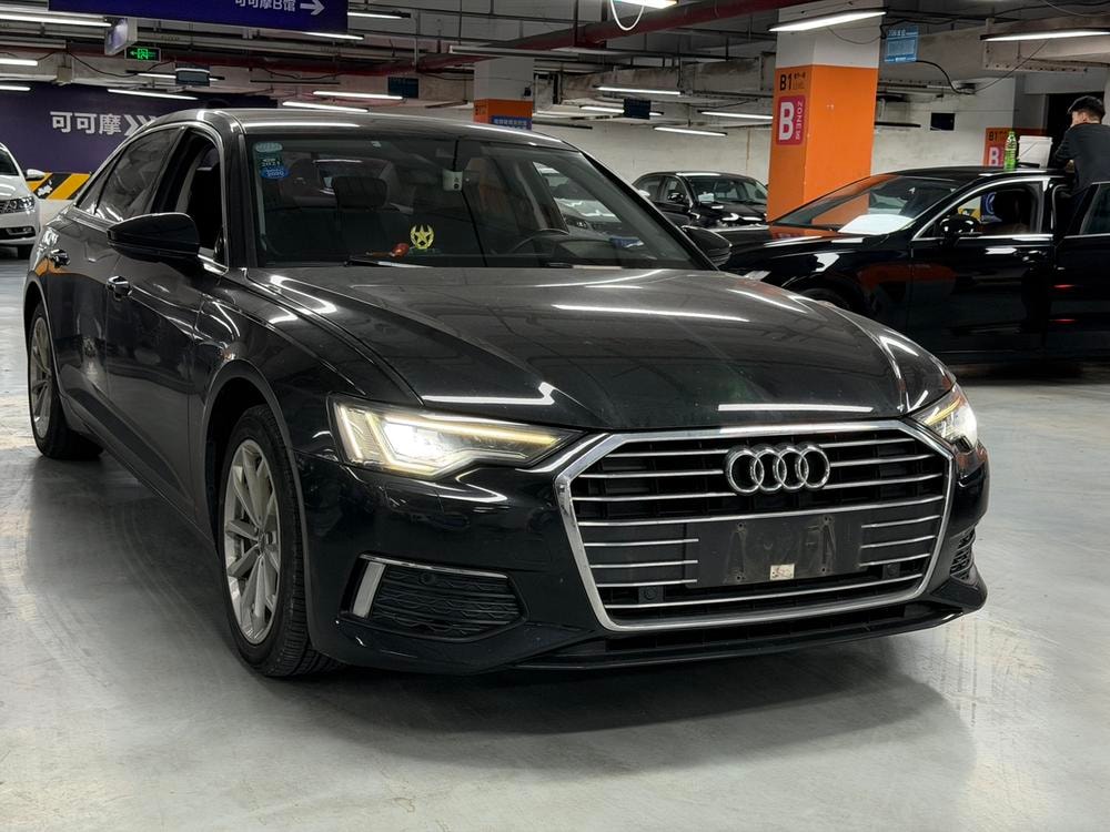 Audi A6L 2019 — фото автомобиля
