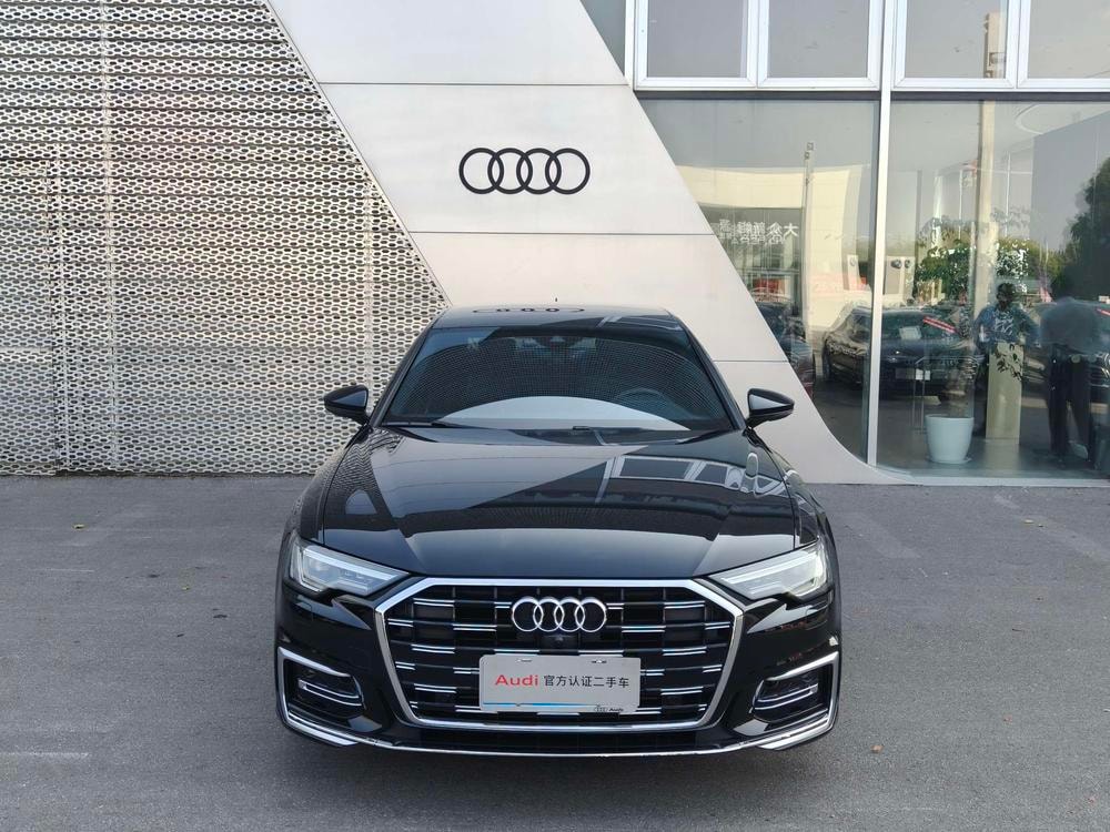 Audi A6L 2025 — фото автомобиля