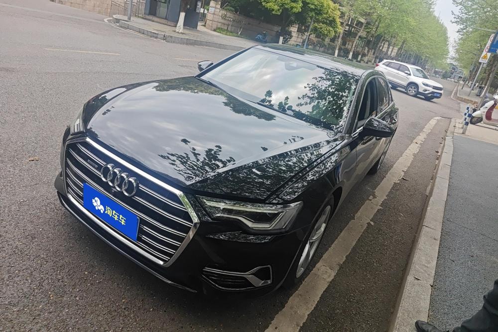 Audi A6L 2023 — фото автомобиля