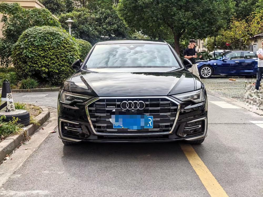 Audi A6L 2026 — фото автомобиля